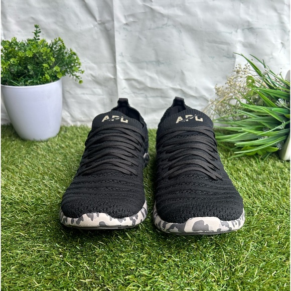 APL ATHLETIC PROPULSION LABS women TECHLOOM WAVE IN BLACK/Asteroid /Leopard 
9.5 - Picture 7 of 16